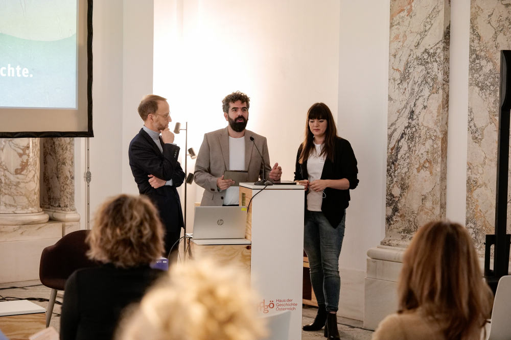 Presentation at ZU(ge)HÖREN conference, Haus der Geschichte Österreich